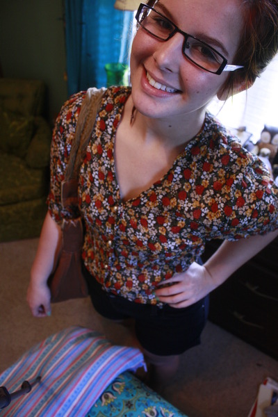 glasses strap target