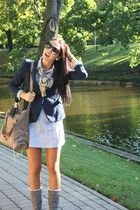 blue Zara blazer - beige Burberry scarf - black Mango glasses