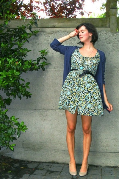blue dress - blue cardigan - beige shoes - black belt - necklace