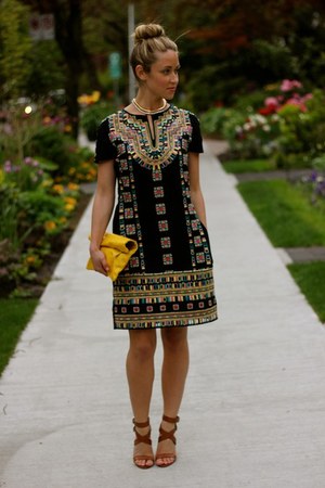 bcbg shift dress