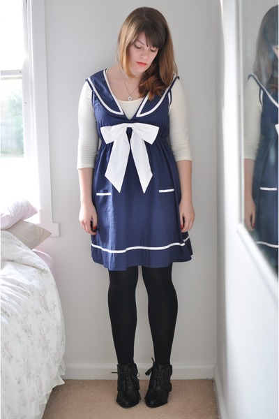 Chic Star Dresses