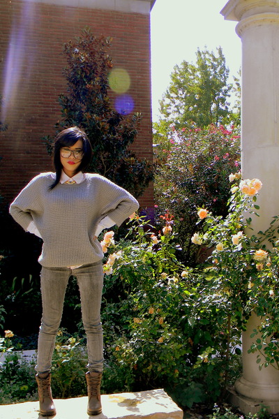 dark brown combat boots 2lipstoo boots - charcoal gray gray wash Bg jeans