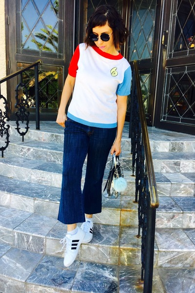 White Pepper Shirts Addidas Shoes Cropped Flares Thrifted White Pepper Shirt Addidas Shoes Cropped Flares Thrifted Jeans