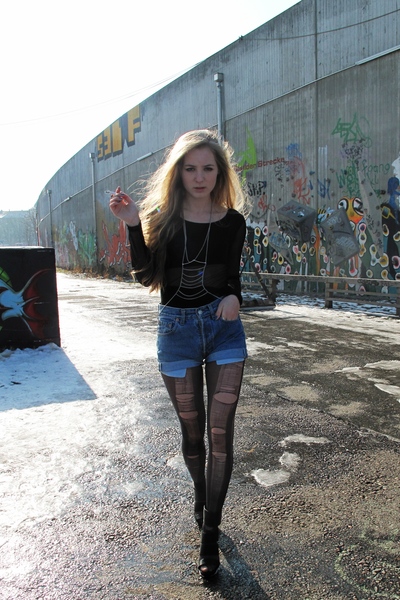 Black Shirts, Blue Shorts | "Something A La Mode" by ...
