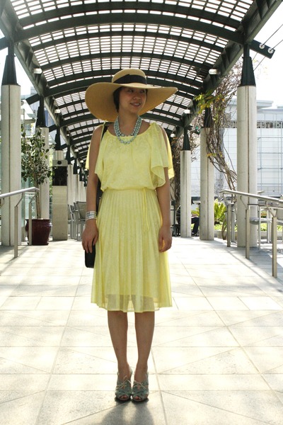TAMER :: SHOES :: CHIE MIHARA SHOP ONLINE | Keep.com