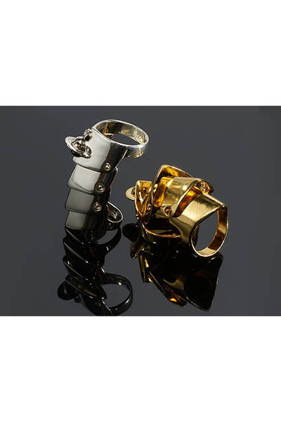 http://images2.chictopia.com/photos/IRATIKAFFAIRS/3591355302/vivienne-westwood-accessories_400.jpg
