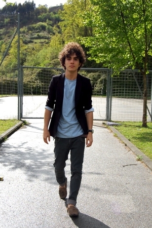 men wearing superga