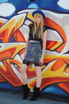 Forever 21 skirt - H&M hat - Forever 21 blouse - Deena & Ozzy shoes - H&M