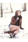 Levis-shorts-forever-21-boots-forever-21-accessories-h-m-sweater-h-m-jac