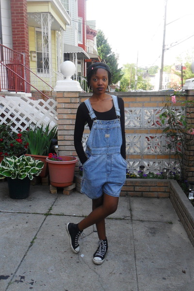 old navy black jumper