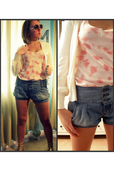 american eagle logo shirt. pink American Eagle shirt