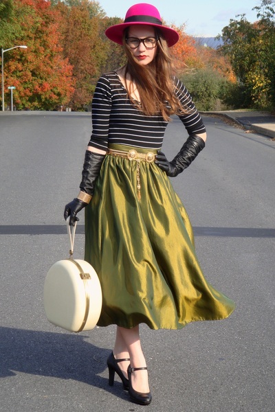 target women's hats and gloves