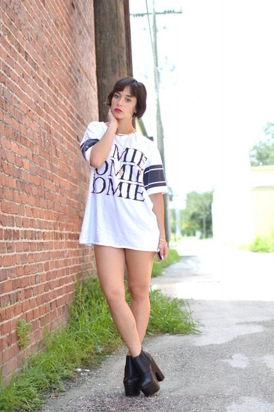 boohoo white booties