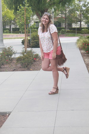 Forever21 shirt - American Eagle shorts - Charlotte Russe sunglasses