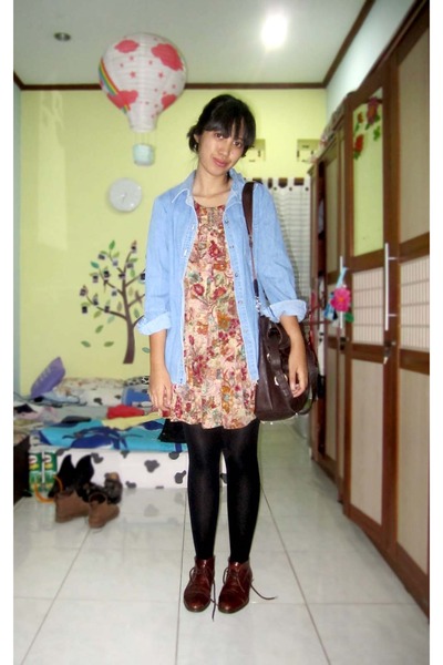 Dark Brown Riding Boots Outfit