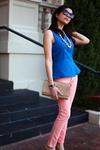http://images2.chictopia.com/photos/chicchef/11165015950/salmon-dl-1961-jeans-blue-peplum-top-zara-shirt_400.jpg