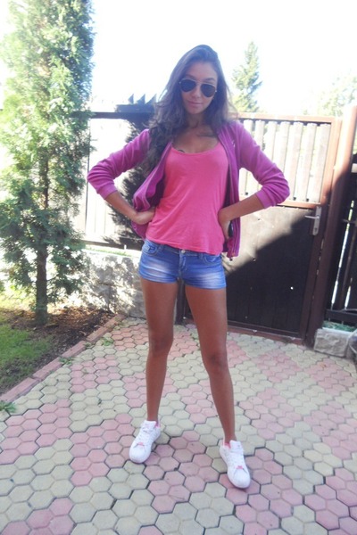 light pink and white adidas shoes