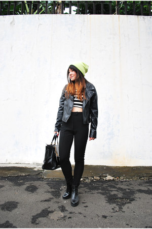 Leather Jacket: All Saints, T-Shirt: Jay Jays, Distressed Jeans: One