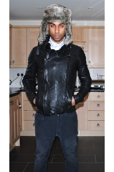 Men's Ruby Red Shoes, Black Jackets, White Shirts, Black ...