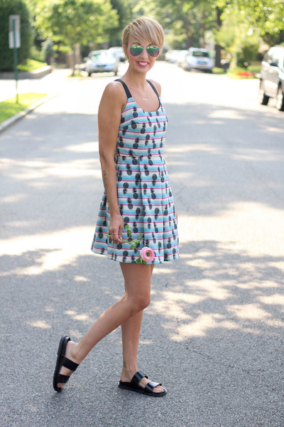 h&m pineapple sunglasses