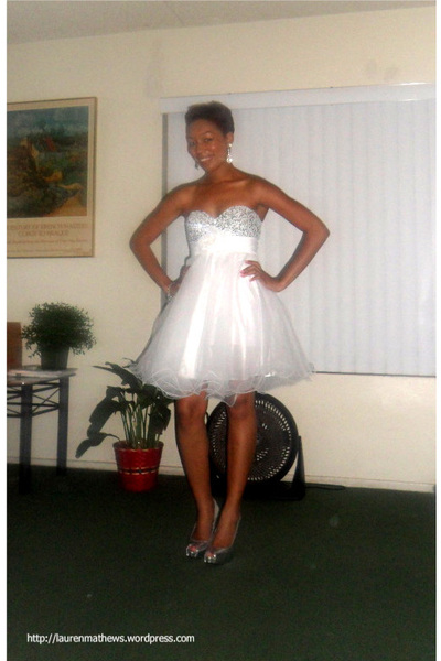Whiteswandresssilverreflectionsshoes 400 Whiteswandresssilverreflectionsshoes 400