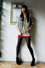 Heather-gray-thrifted-jacket-light-yellow-from-macau-top-ruby-red-random-ski