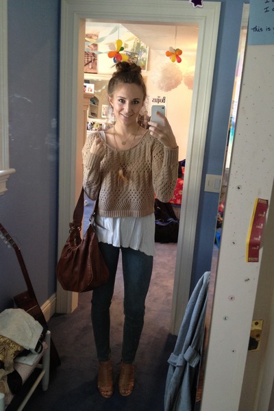 cropped jumper outfit