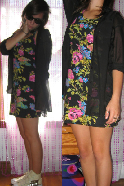 Dresses And Converse