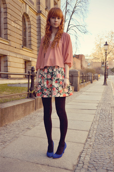 Hot Pink H M Skirts Light Sugarlips Tops Blue Stradivarius Hot Pink H M Skirt Light Sugarlips Top Blue Stradivarius Heels
