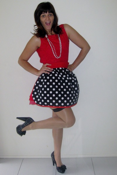 Ruby Dress Red Accessories