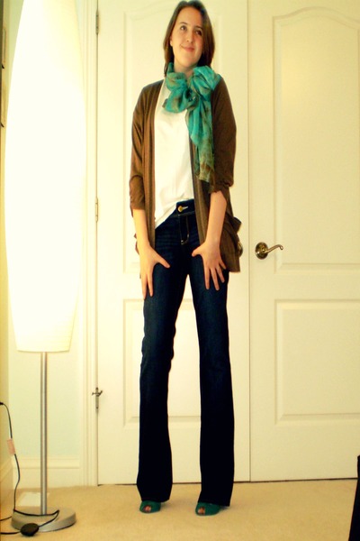 mens american eagle jeans. blue American Eagle jeans