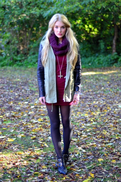 Army Green Boohoo Jackets, Maroon AX Paris Dresses | 