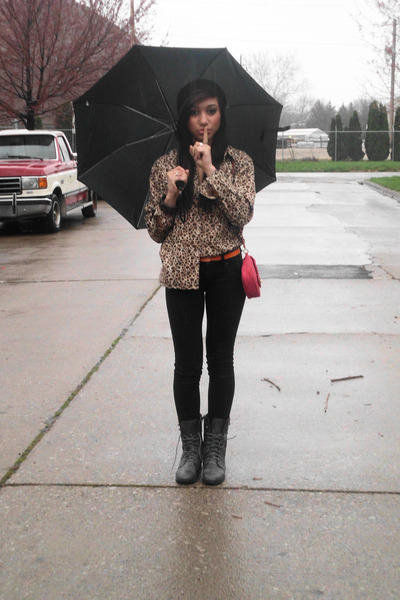 black jeans combat boots