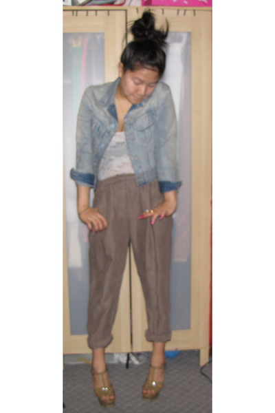 Blue Shirt Beige Pants Brown Shoes