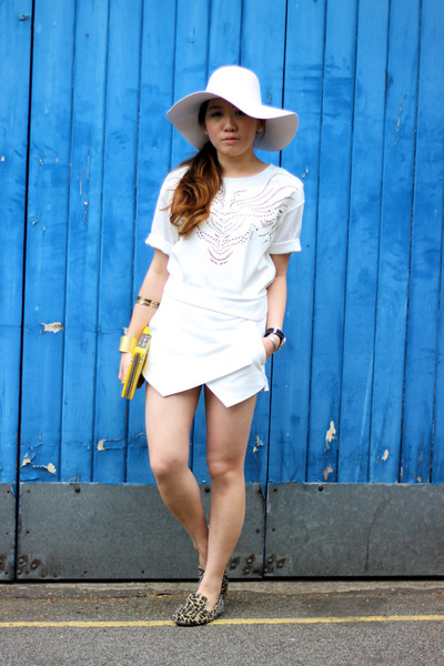 white wool floppy hat